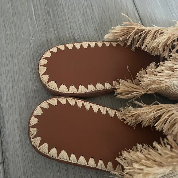 Anthro Proud Mary Raffia Fringe Slide Sandal Women's 37/ 6 US Natural Morocco - Picture 7 of 10